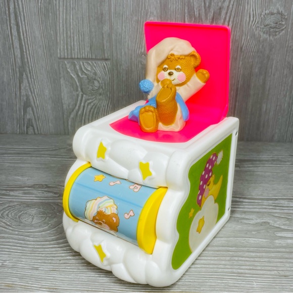 Vintage Fisher Price Teddy Beddy Bear Jack in the Box Musical Baby Toy 1987 - Picture 1 of 16